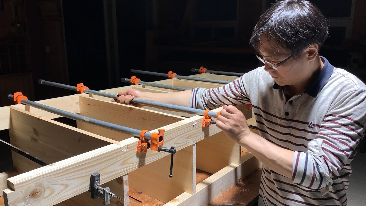 [Woodworking] 2X4 Frame BOOKSHELF / How To Make A Bookshelf Without